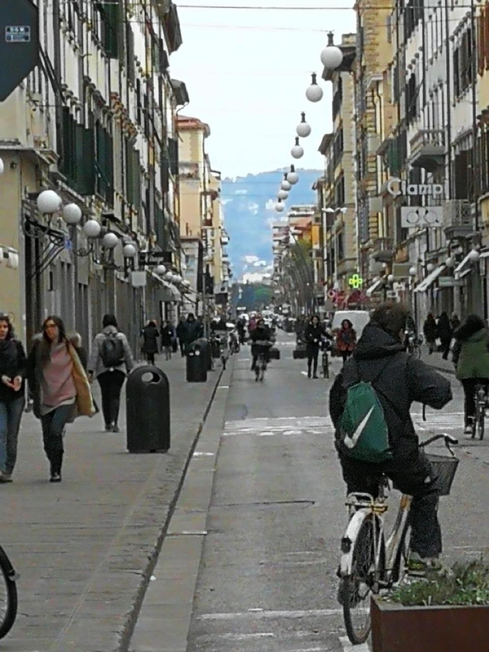 B&B Metropolis Livorno Exterior foto